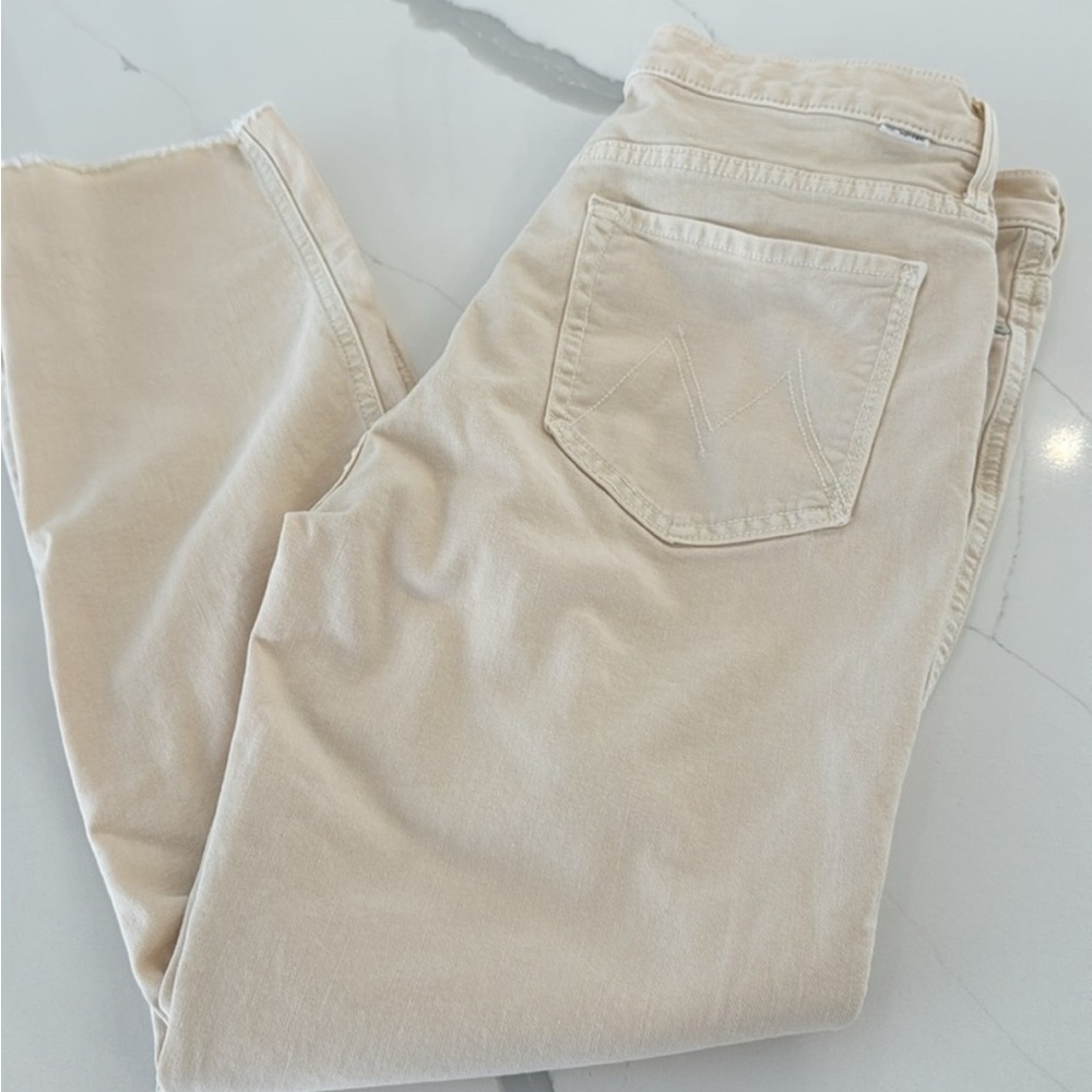 Mother High Waisted Rascal Ankle Fray In Chalk Ivory 32